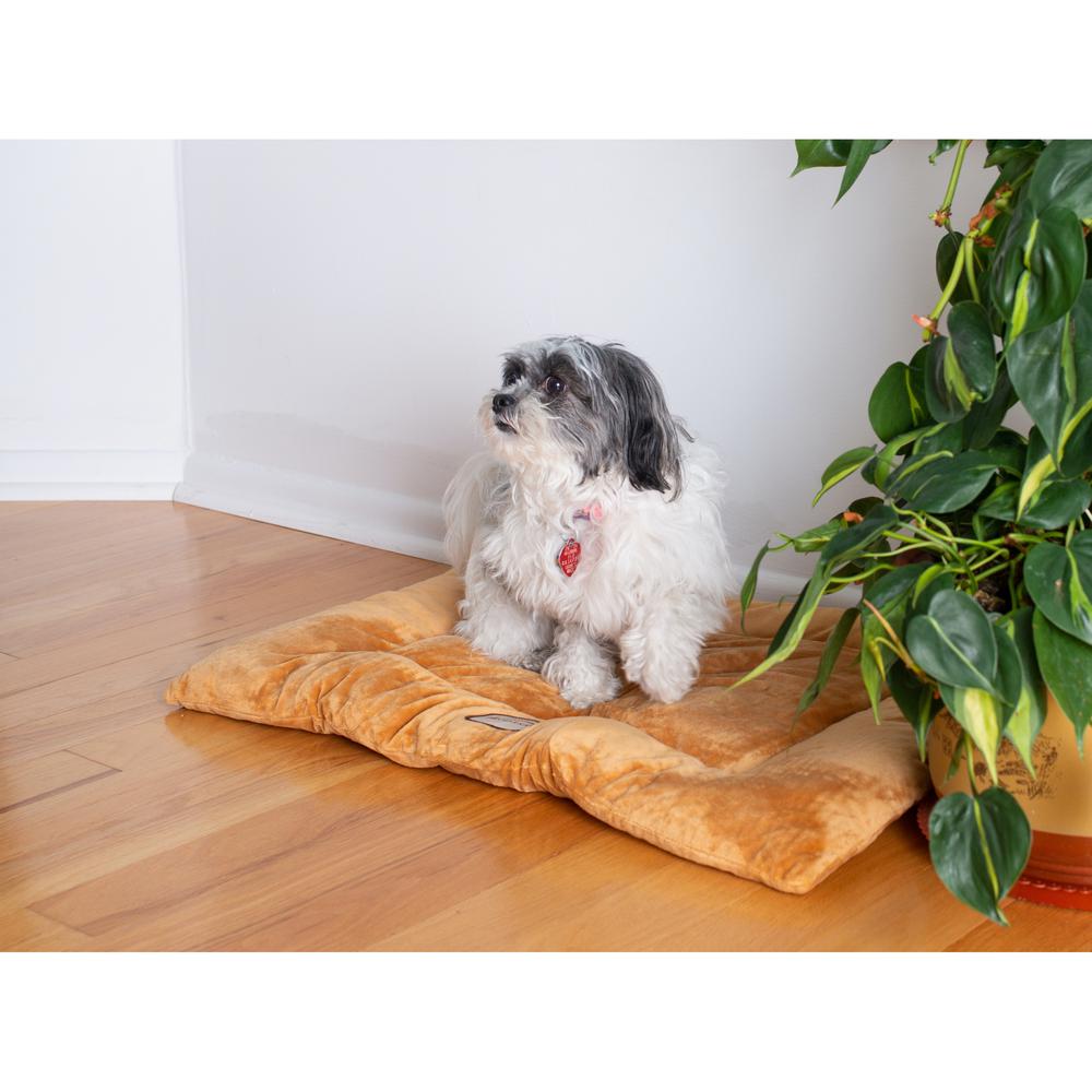 Armarkat Model M01CZS-L Large Pet Bed Mat with Poly Fill Cushion in Earth Brown. Picture 5