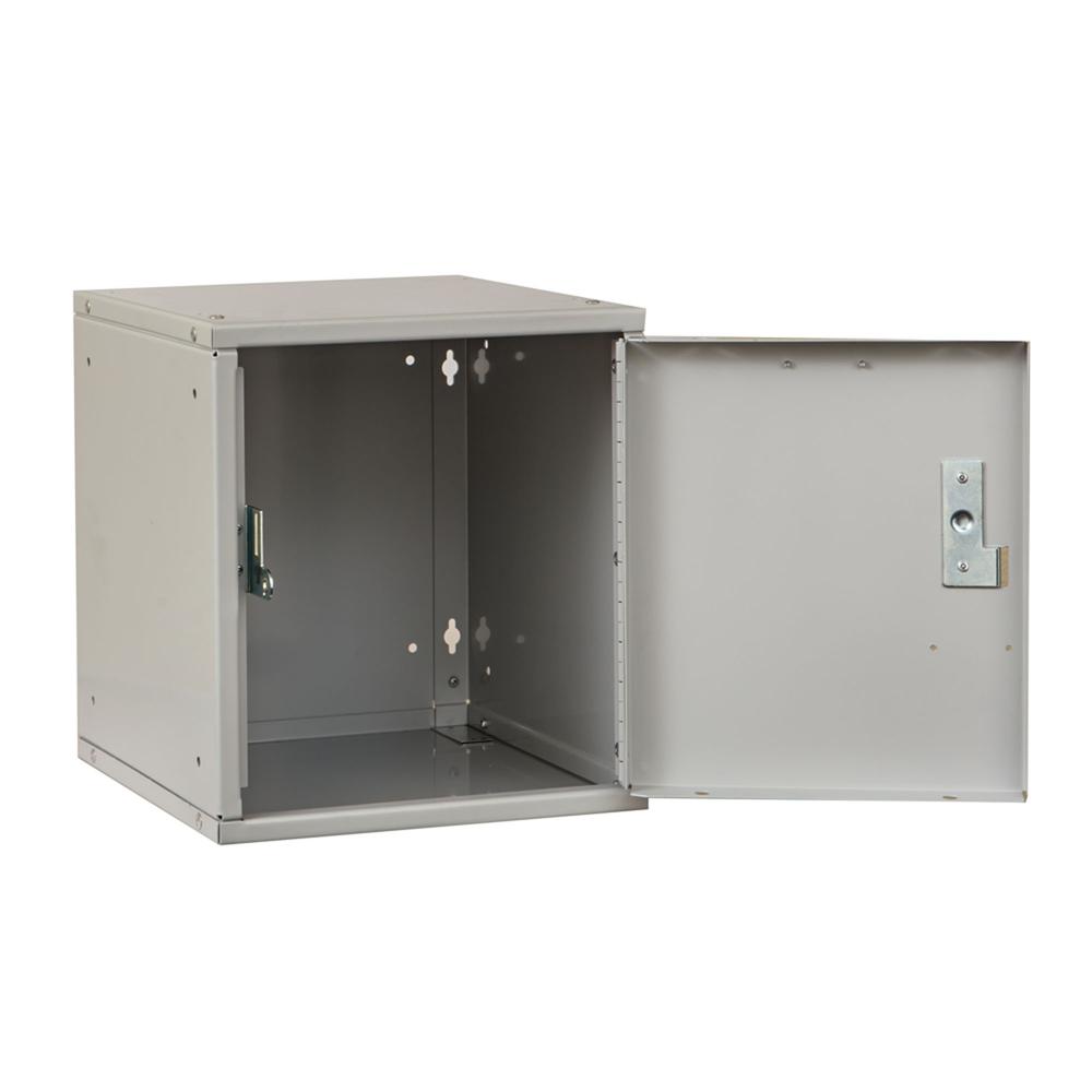 Cubix Modular Locker w/Solid Door. Picture 3