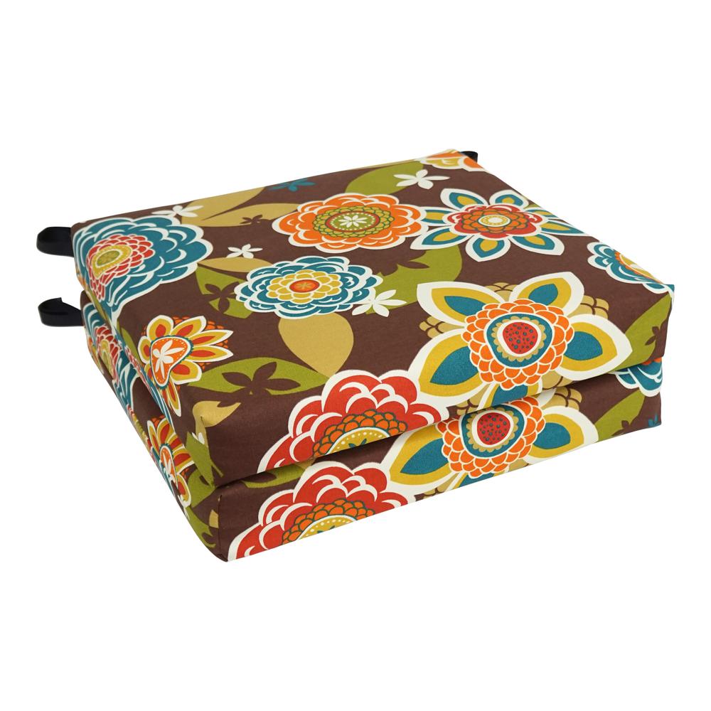 20-inch by 19-inch Patterned Outdoor Spun Polyester Chair Cushion. Picture 1