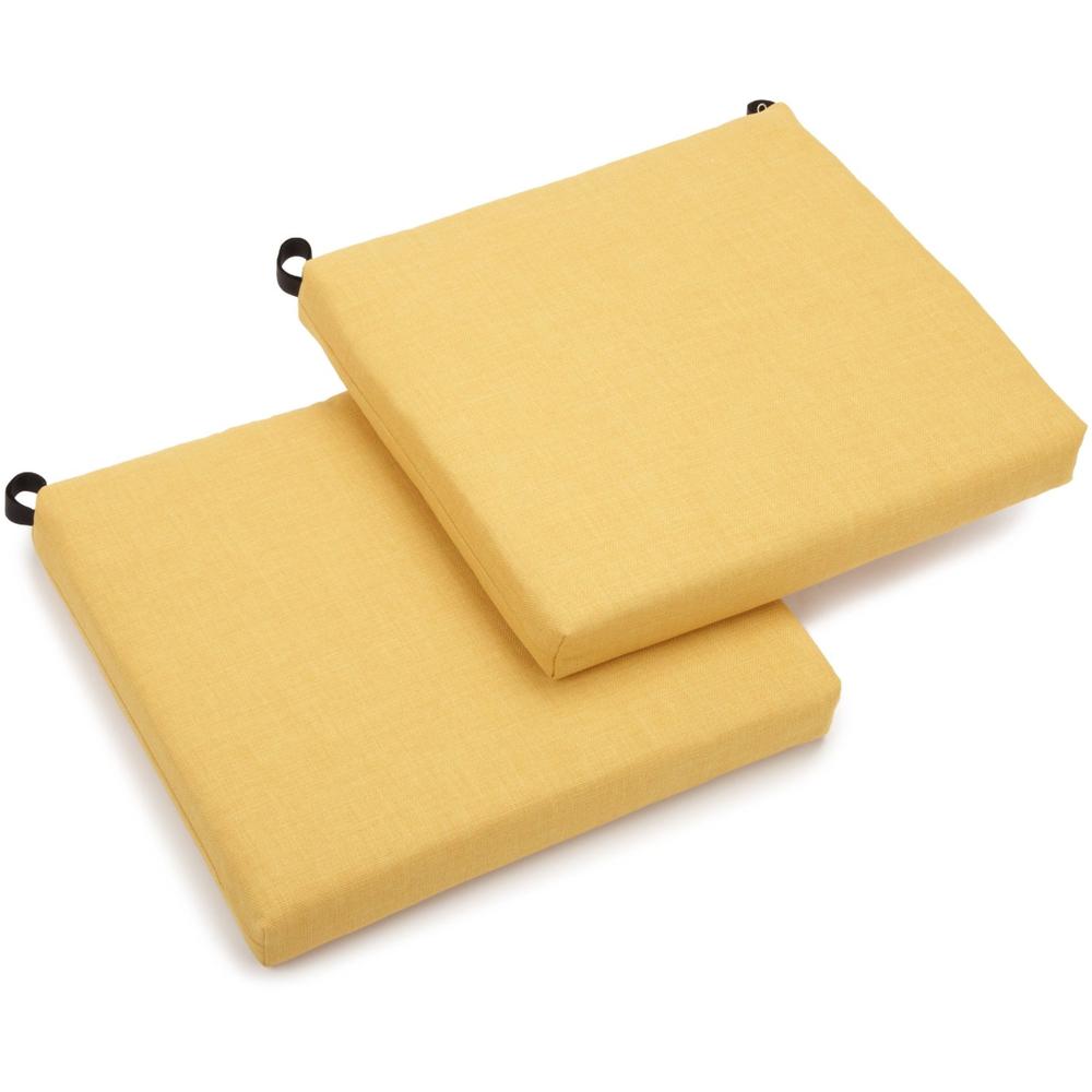20-inch by 19-inch Spun Polyester Chair Cushion (Set of Two). Picture 1