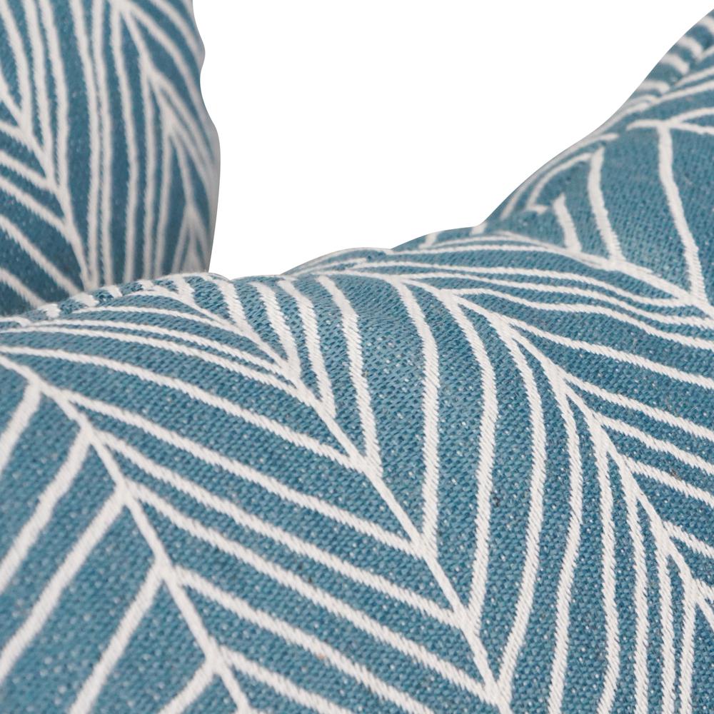 17-inch Jacquard Throw Pillow with Insert 9910-S1-ID-138. Picture 2