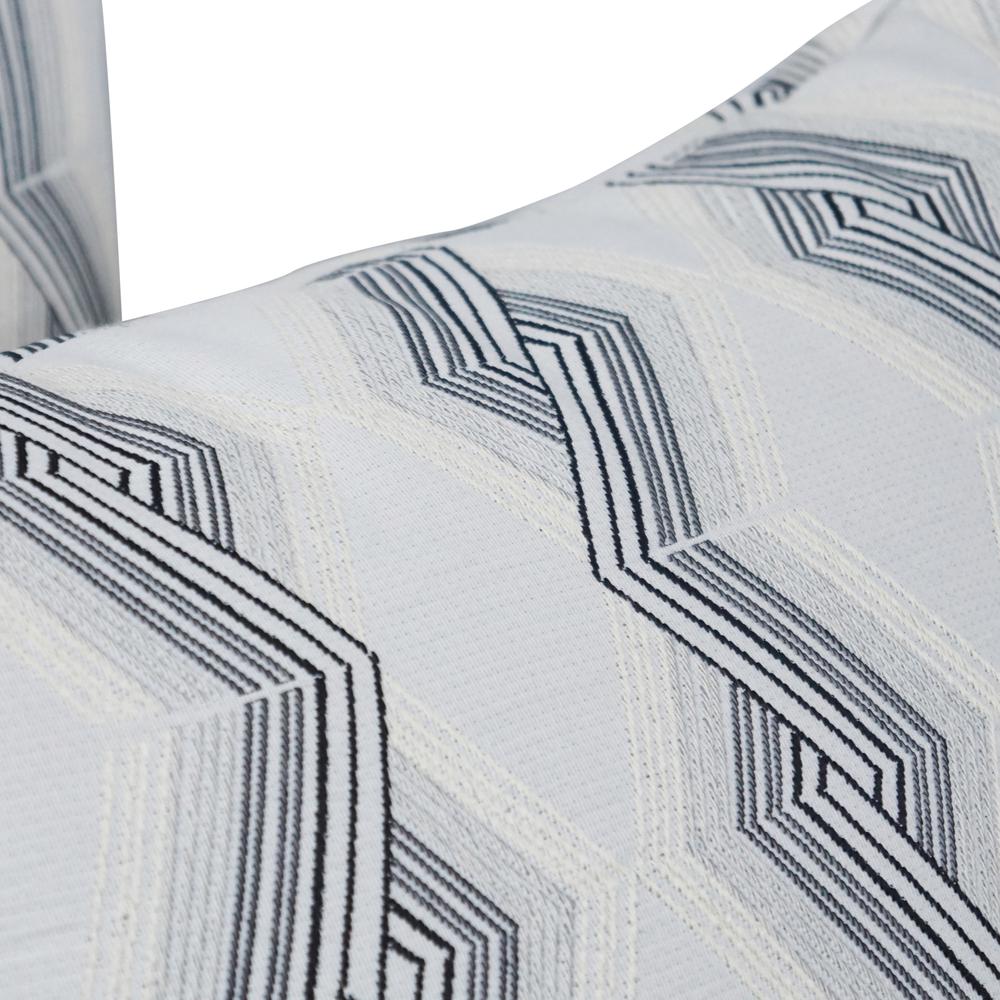 17-inch Jacquard Throw Pillows with Inserts (Set of 2)  9910-S2-ID-133. Picture 3