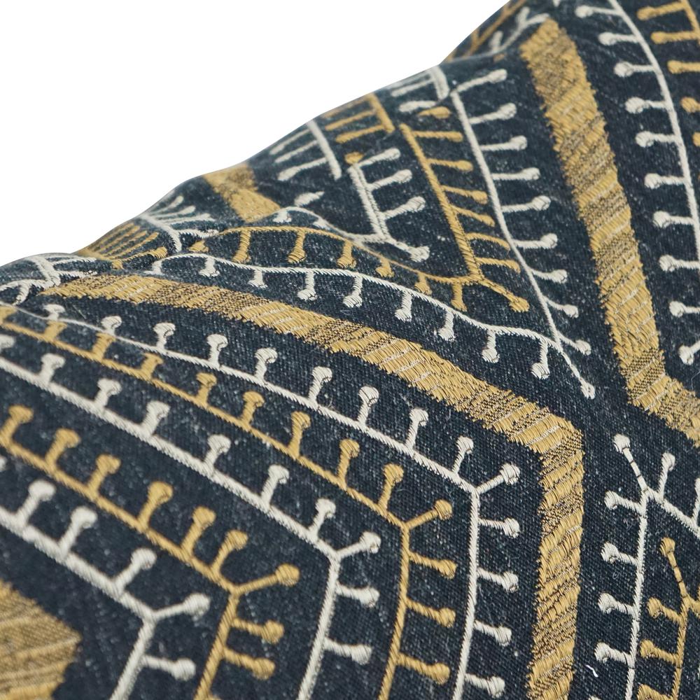 17-inch Jacquard Throw Pillows with Inserts (Set of 2)  9910-S2-ID-142. Picture 3
