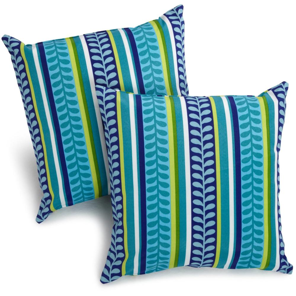 Blazing Needles 17-inch Outdoor Knife Edge Throw Pillows (Set of 2). Picture 1
