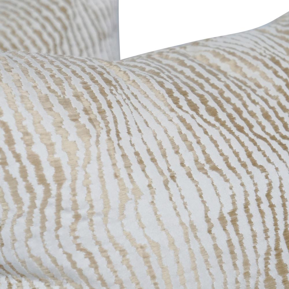 17-inch Jacquard Throw Pillows with Inserts (Set of 4)  9910-S4-ID-076. Picture 3