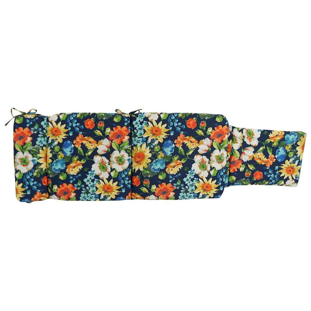 Steamer Deck Outdoor Lounger Cushion. Picture 2