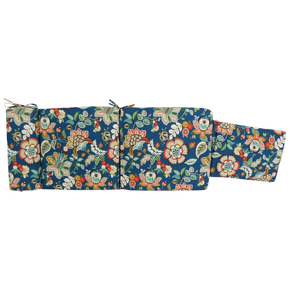 Steamer Deck Outdoor Lounger Cushion. Picture 2