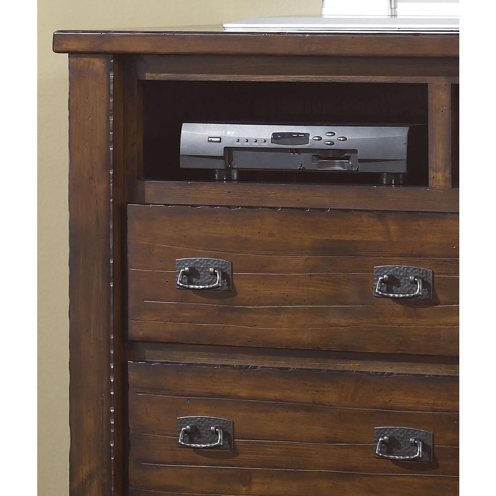 Dresser and Mirror. Picture 4