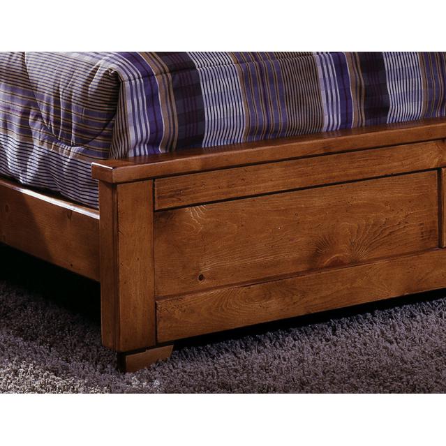 King  Bed. Picture 4