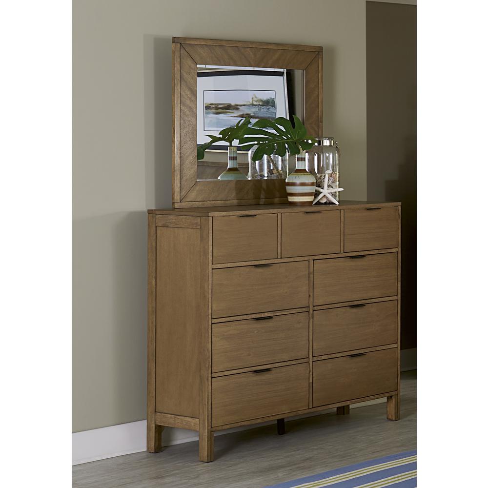 Drawer Dresser. Picture 6