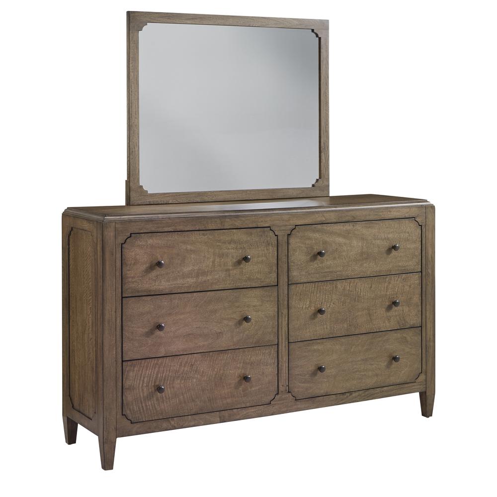 Dresser, Toffee. Picture 3