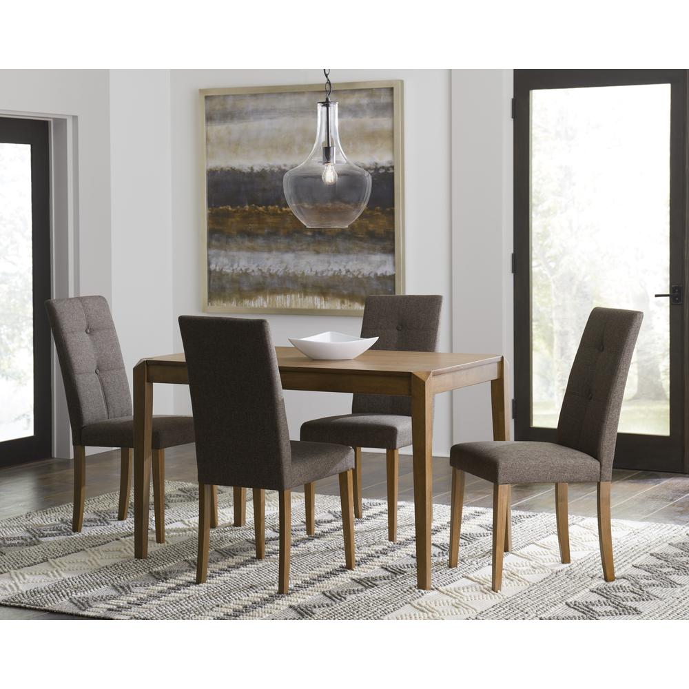 Dining Table. Picture 3