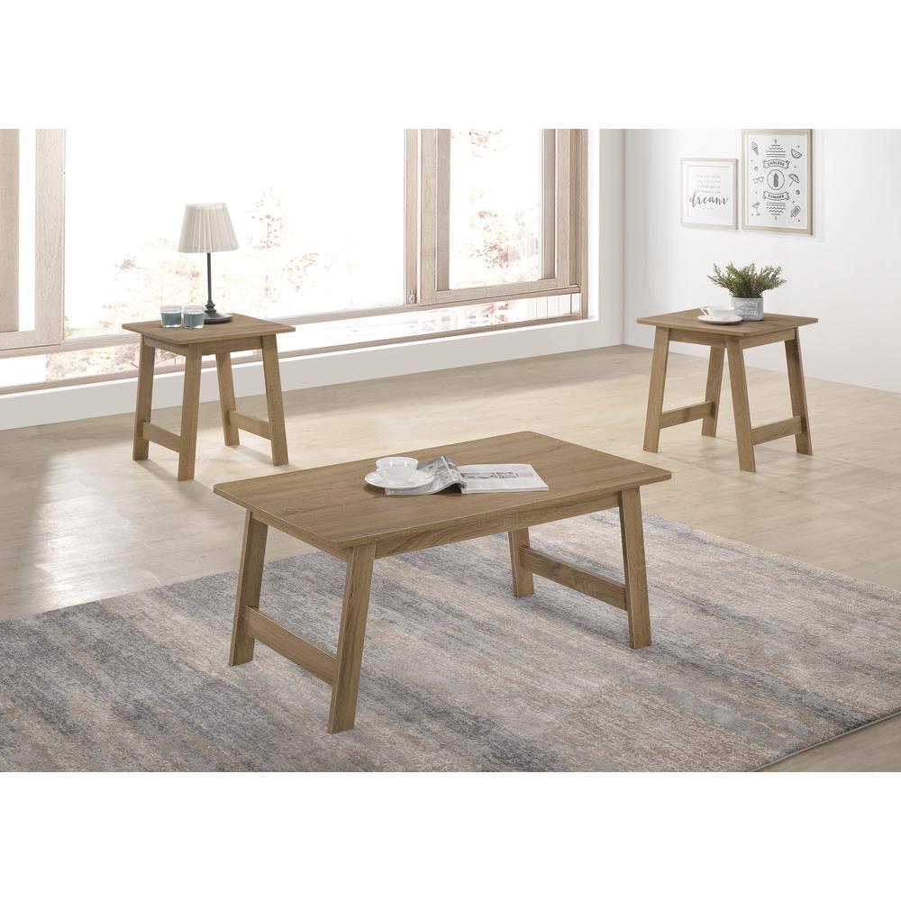 Cocktail Table. Picture 1