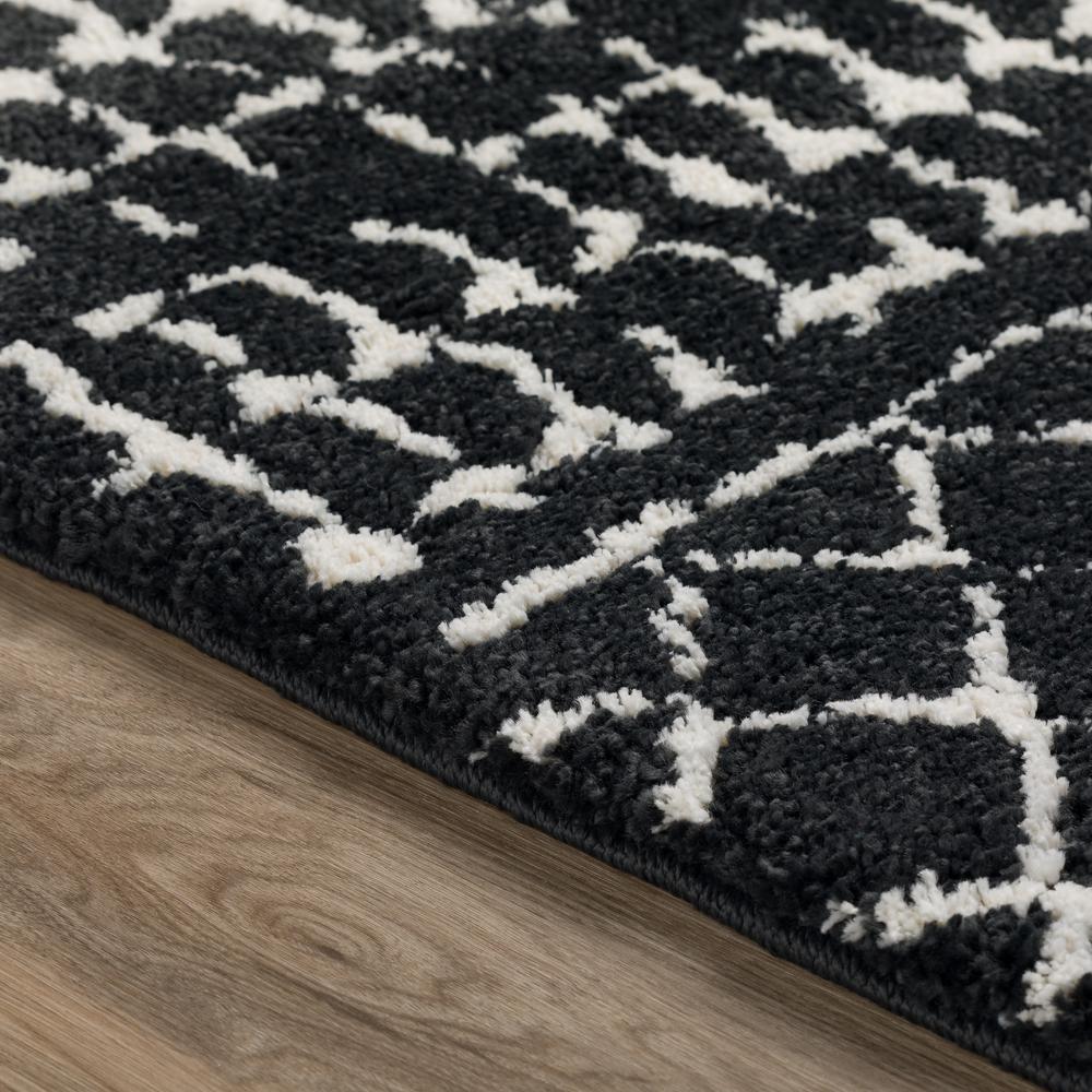 Marquee MQ2 Midnight 1'8" x 2'6" Rug. Picture 10