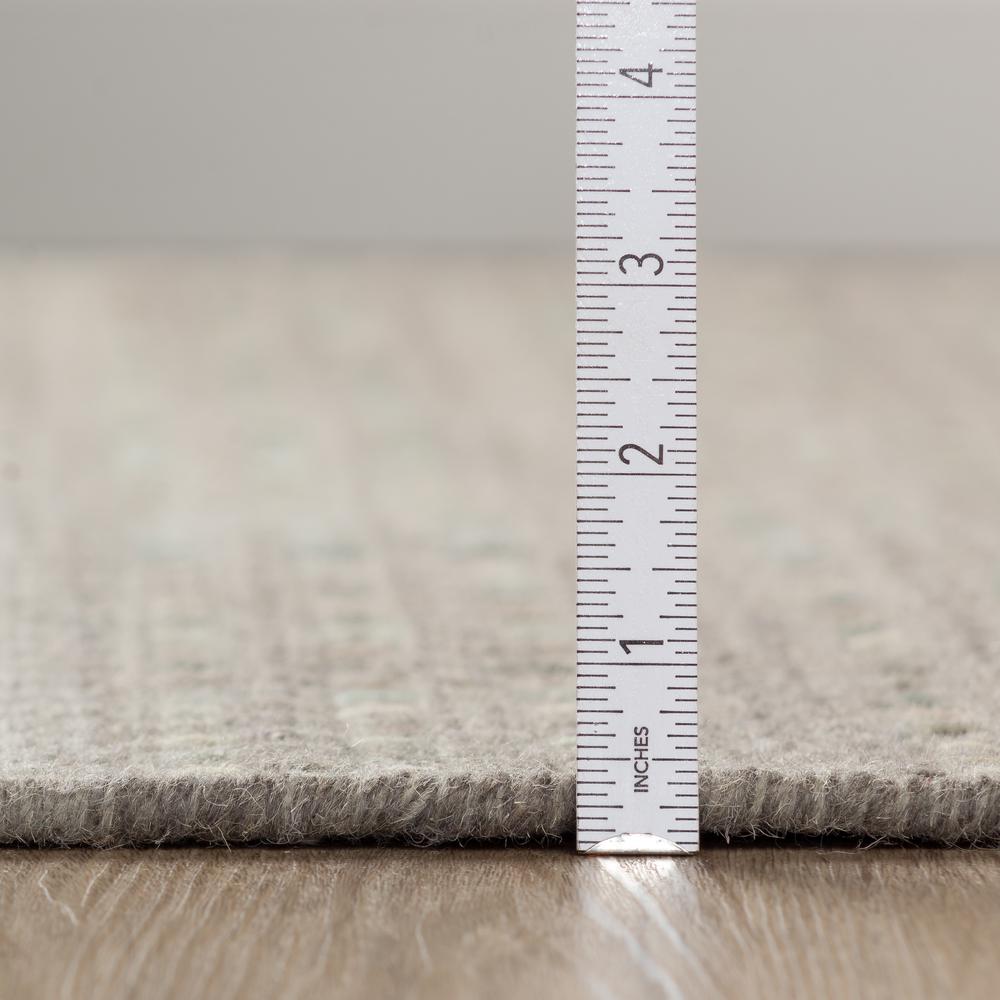 Nepal NL100 Grey 2'3" x 7'6" Runner Rug. Picture 2
