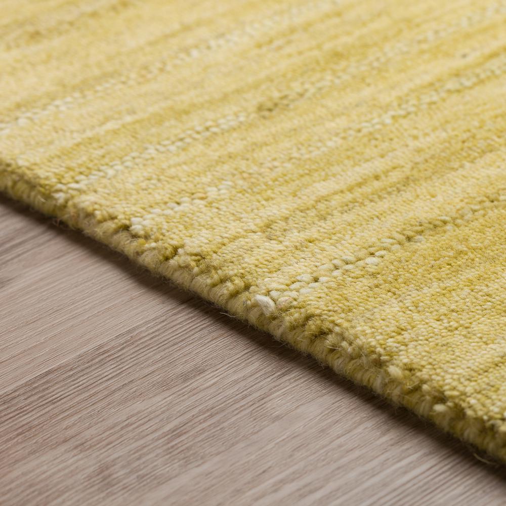 Rafia RF100 Kiwi 2'3" x 7'6" Runner Rug. Picture 11