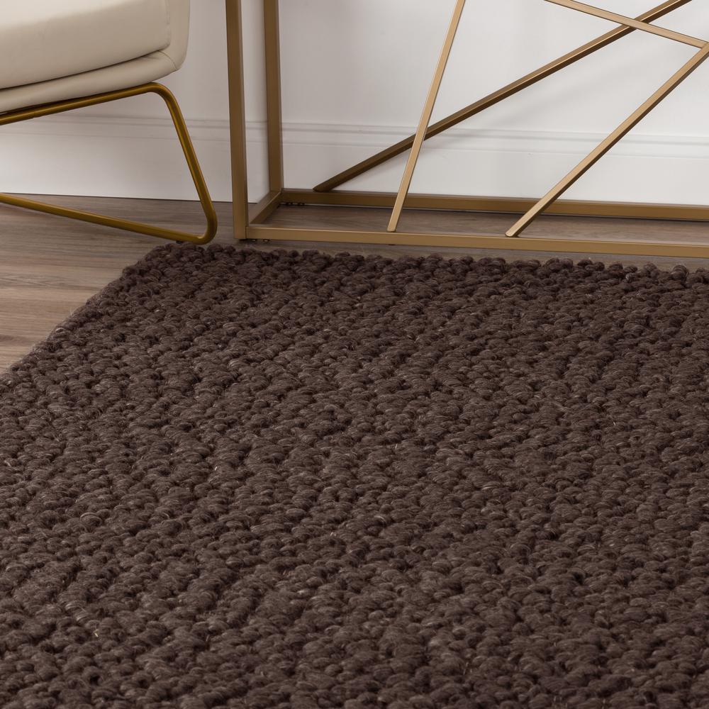 Gorbea GR1 Chocolate 3'6" x 5'6" Rug. Picture 9