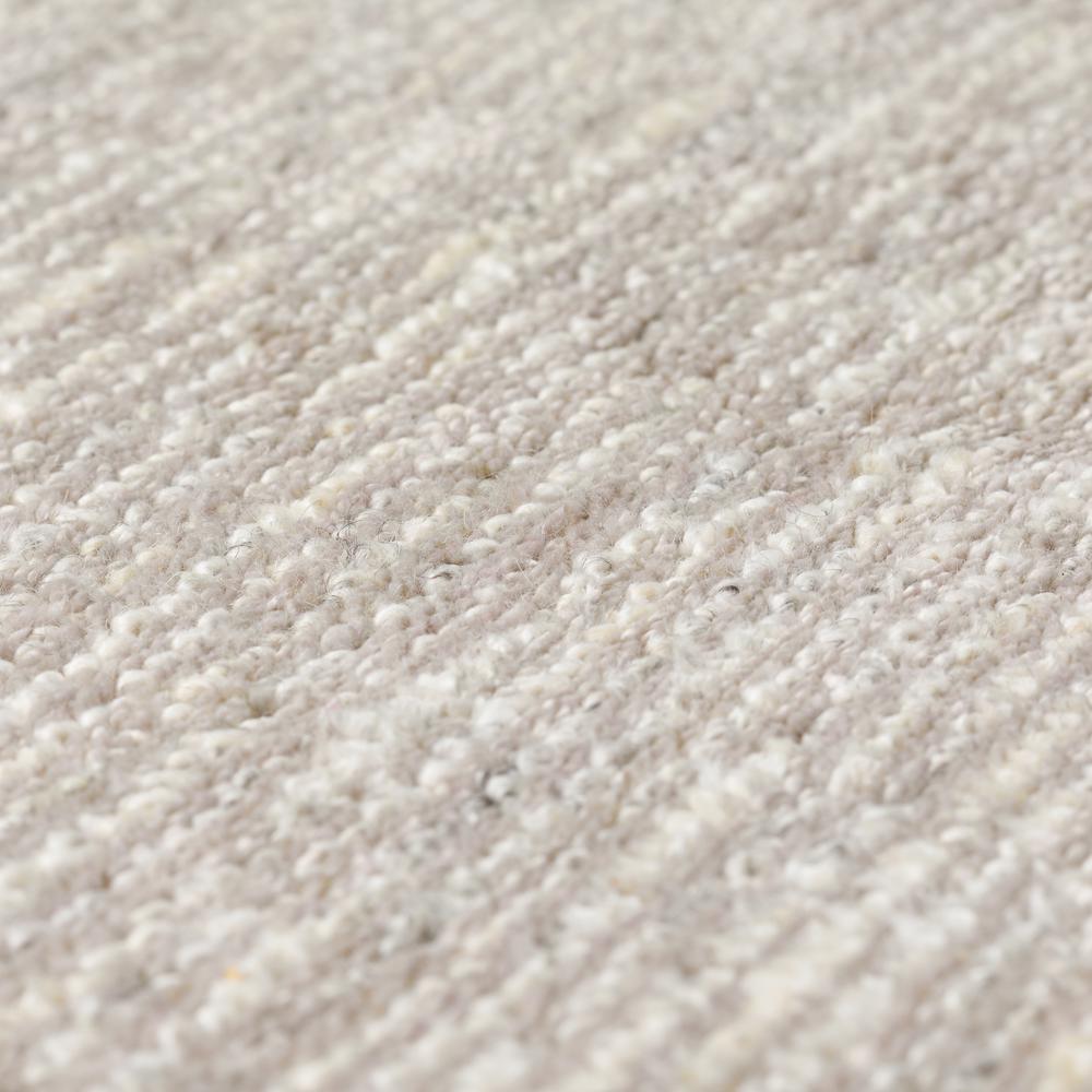 Arcata AC1 Ivory 5' x 7'6" Rug. Picture 8