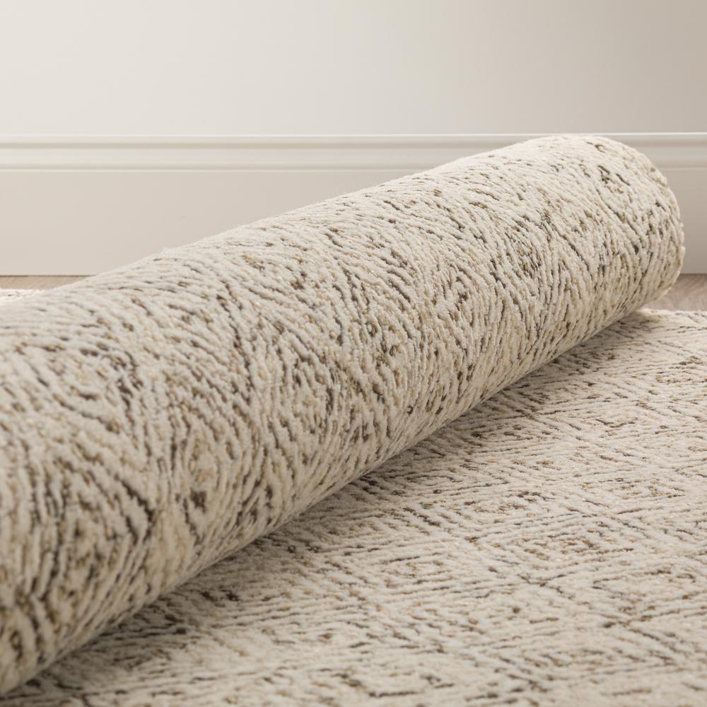 Zoe ZZ1 Chocolate 5' x 7'6" Rug. Picture 6