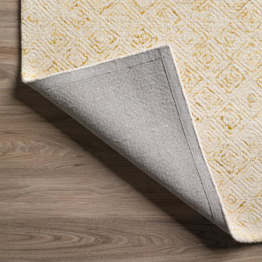 Zoe ZZ1 Gold 5' x 7'6" Rug. Picture 7