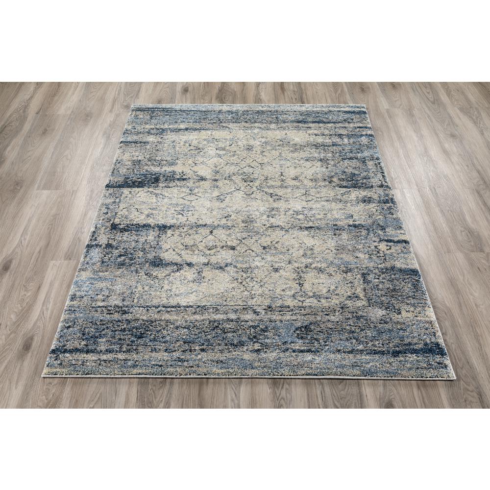 Fresca FC5 Silver 5'3" x 7'7" Rug. Picture 12