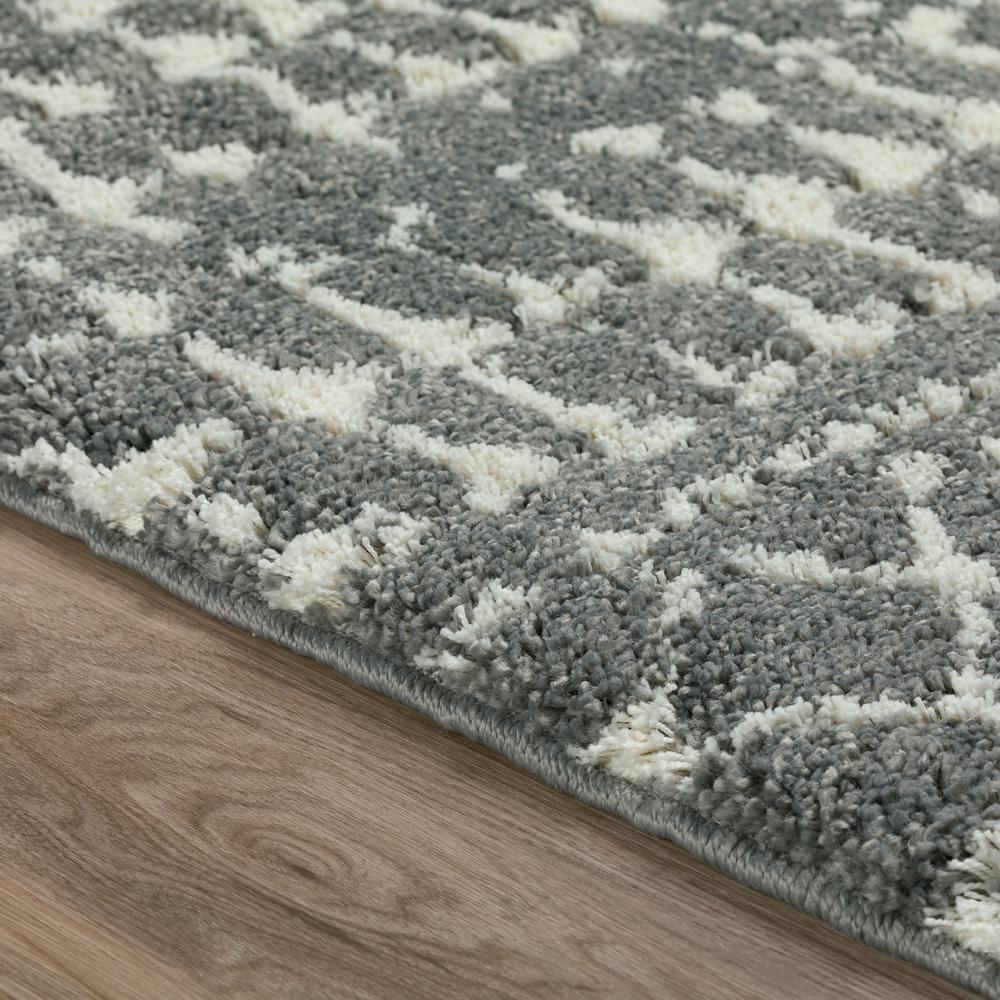 Marquee MQ2 Metal 2'3" x 7'5" Runner Rug. Picture 10