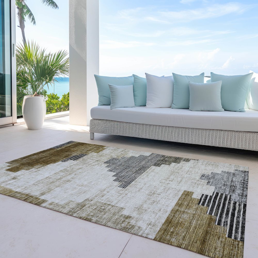 Machine Washable Indoor/Outdoor Chantille Brown 3' x 5' Rug. Picture 7