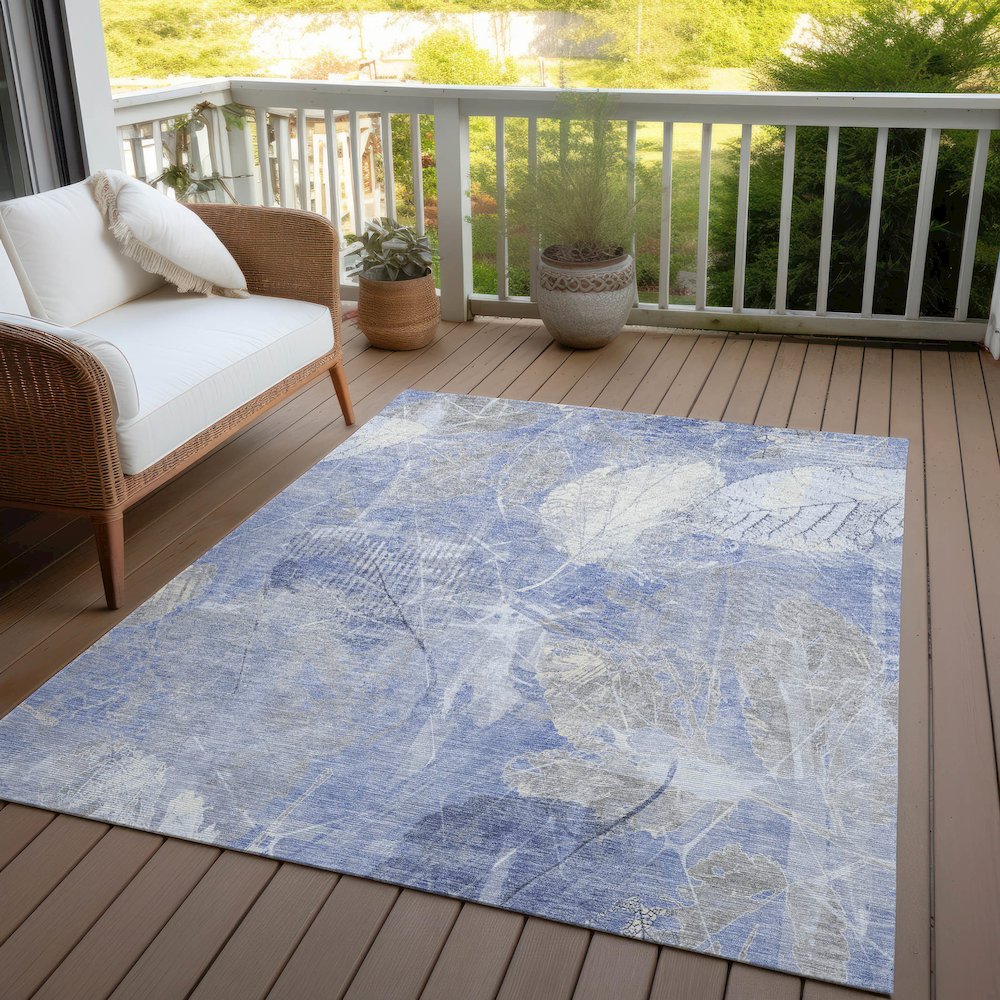 Machine Washable Indoor/Outdoor Chantille Denim 3' x 5' Rug. Picture 7