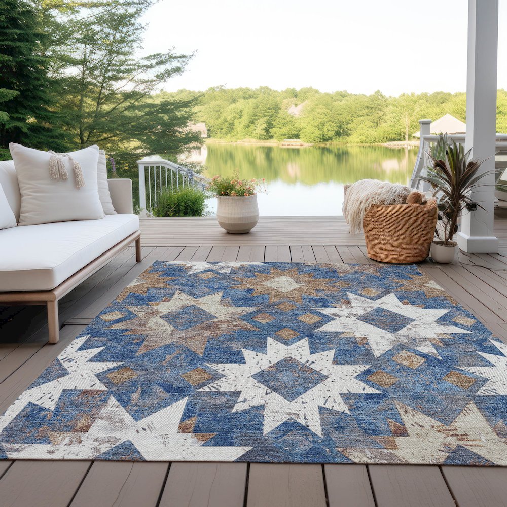 Machine Washable Indoor/Outdoor Chantille Blue 3' x 5' Rug. Picture 7