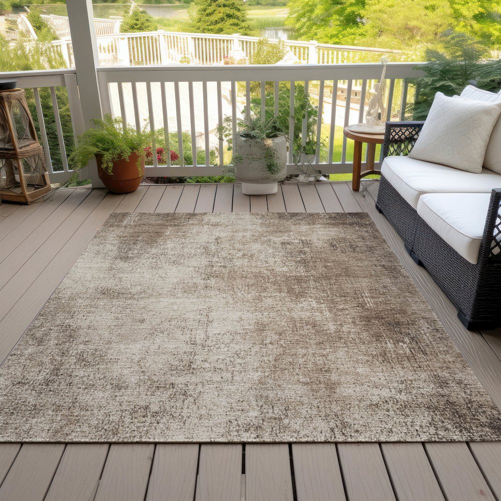 Machine Washable Indoor/Outdoor Chantille Taupe 3' x 5' Rug. Picture 8