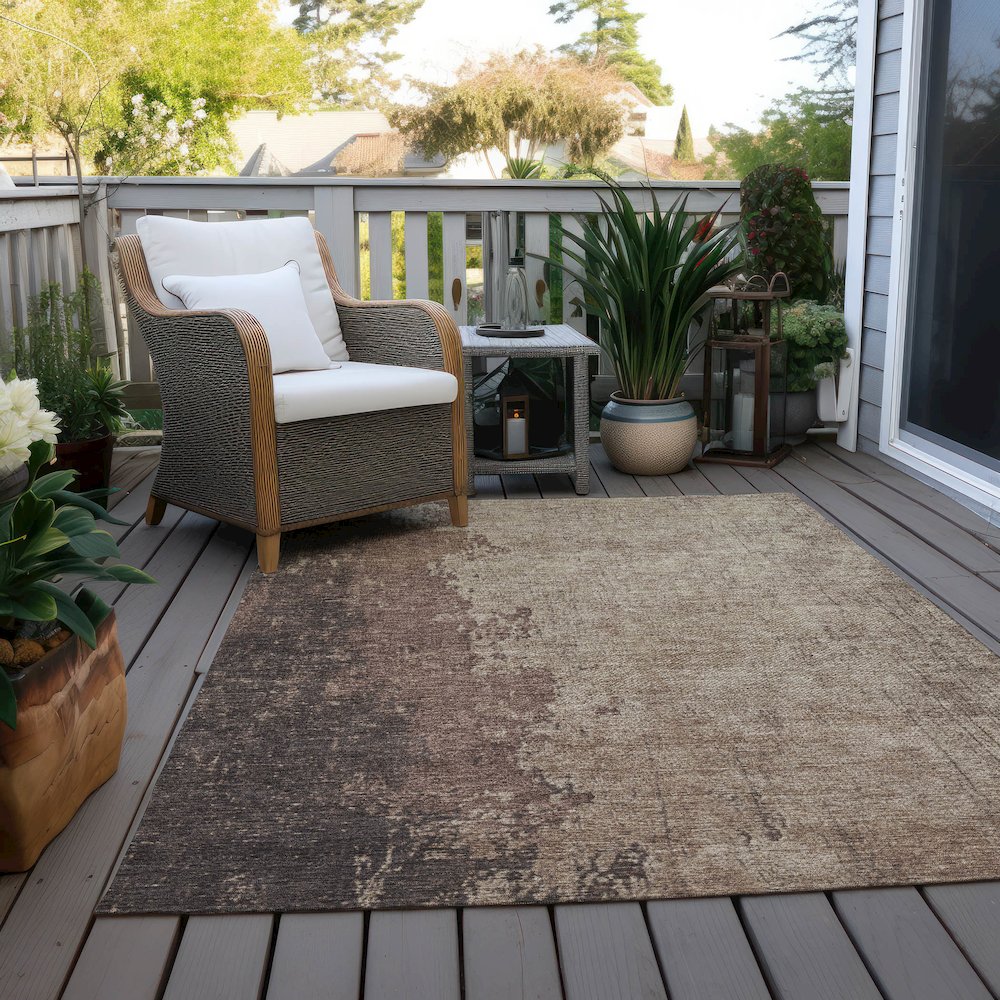 Machine Washable Indoor/Outdoor Chantille Chocolate 3' x 5' Rug. Picture 7