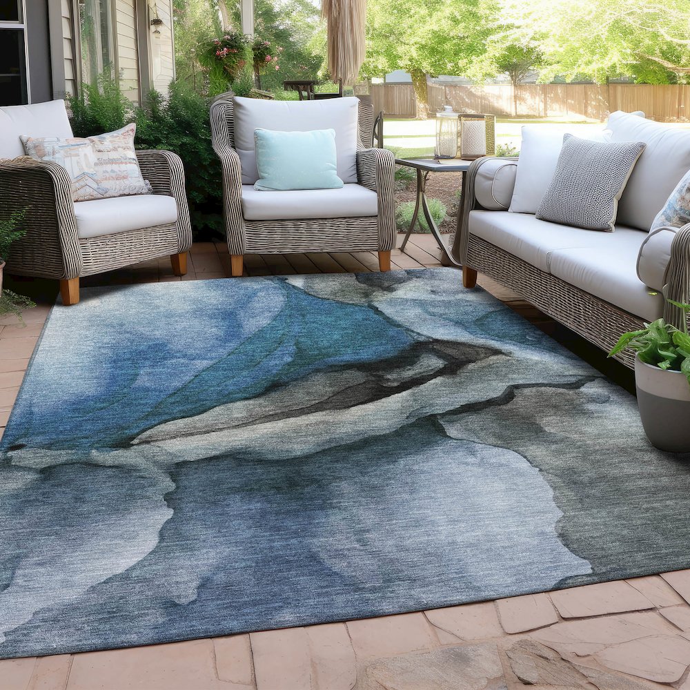 Machine Washable Indoor/Outdoor Chantille Blue 3' x 5' Rug. Picture 7