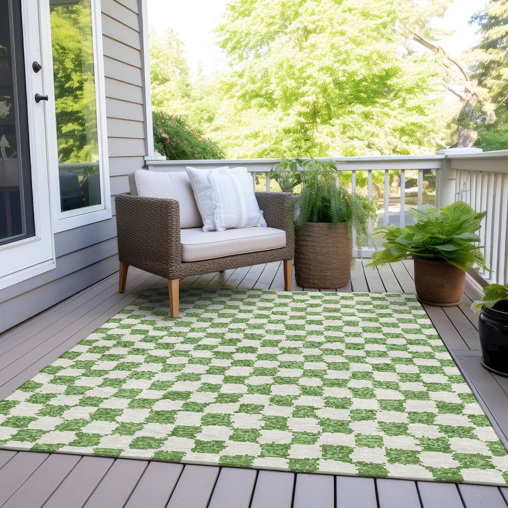 Machine Washable Indoor/Outdoor Chantille Green 3' x 5' Rug. Picture 8