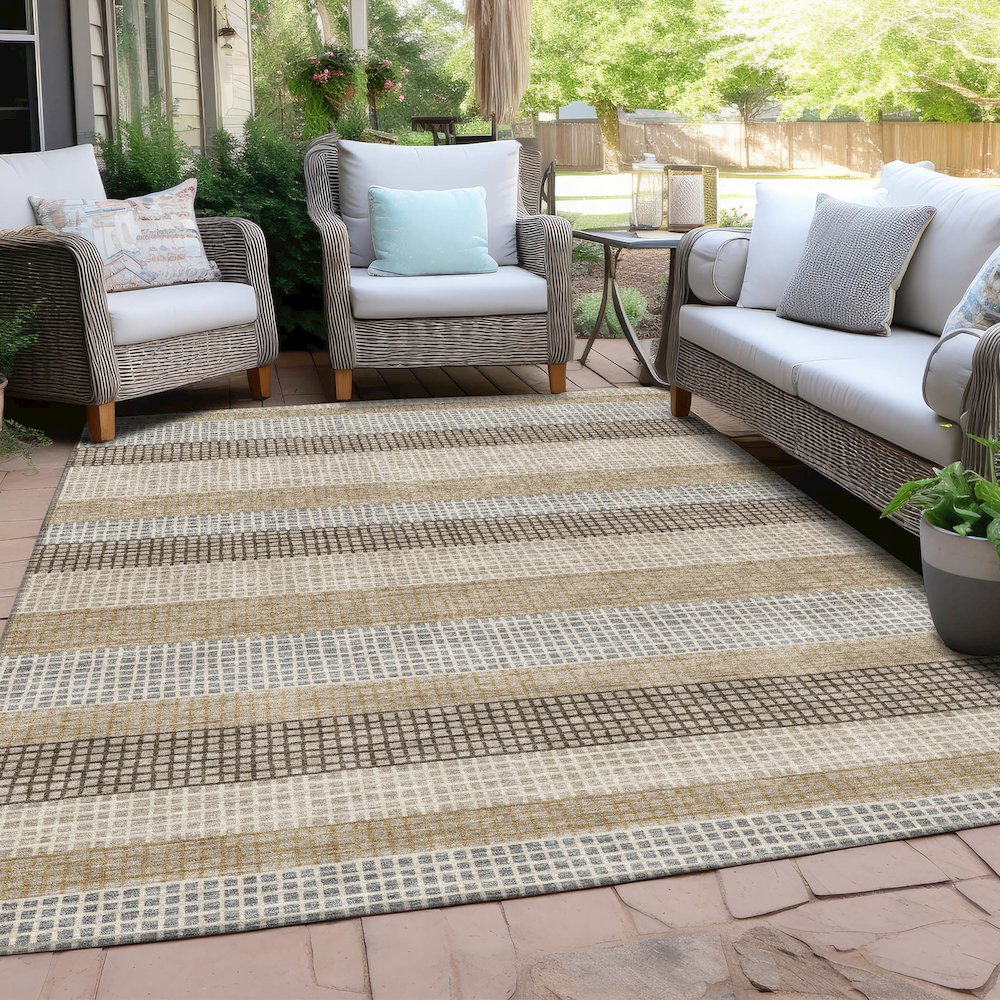 Machine Washable Indoor/Outdoor Chantille Beige 3' x 5' Rug. Picture 7