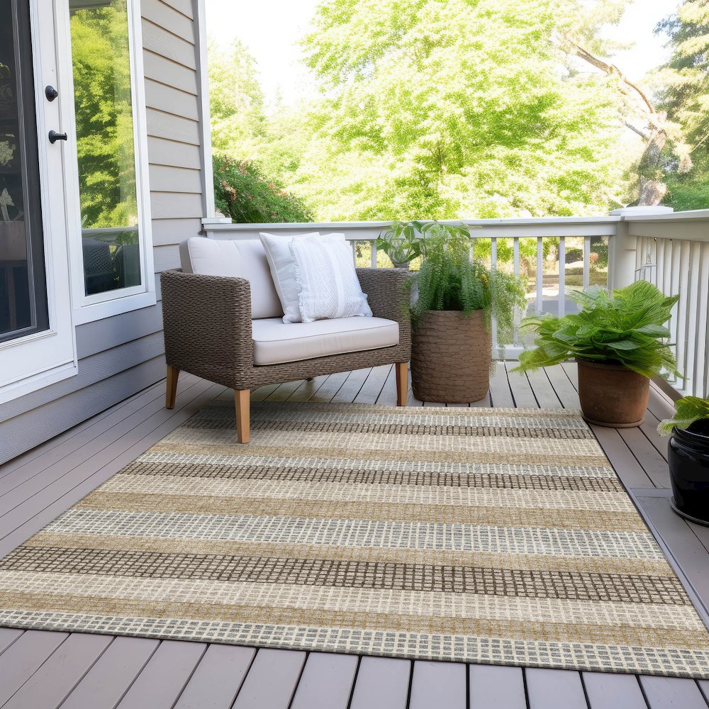 Machine Washable Indoor/Outdoor Chantille Beige 3' x 5' Rug. Picture 8