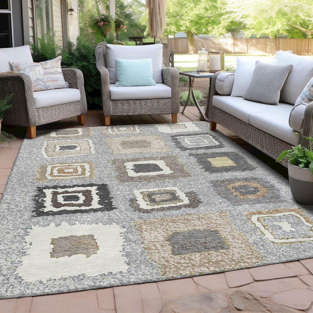 Machine Washable Indoor/Outdoor Chantille Gray 3' x 5' Rug. Picture 7