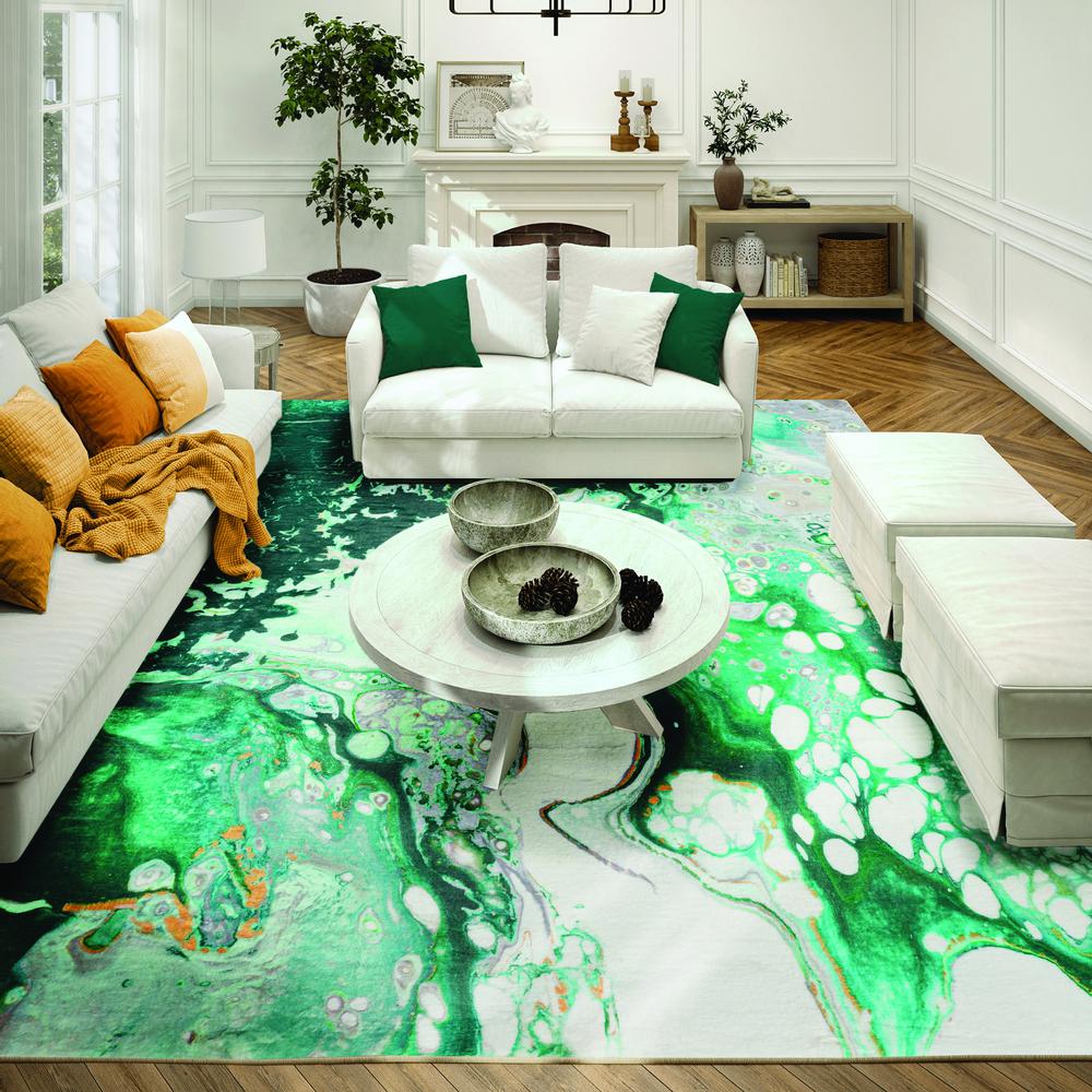 Kikiamo KK10 Emerald City 2'3" x 7'6" Runner Rug. Picture 2