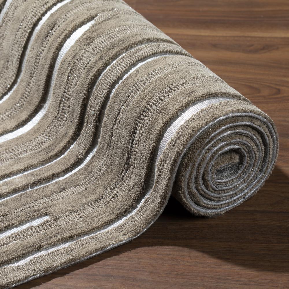 Vibes VB1 Beige 5' x 7'6" Rug. Picture 10