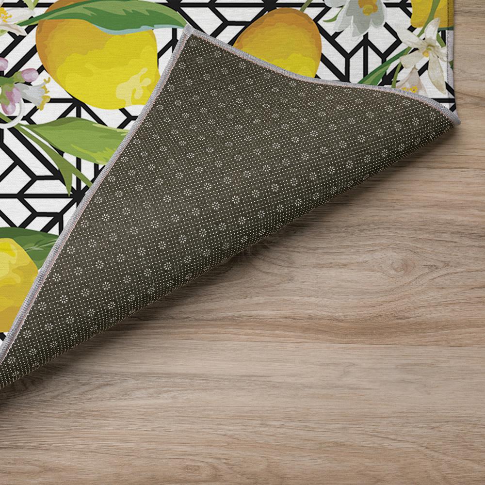 Indoor/Outdoor Kendall KE5 Ivory Washable 1'8" x 2'6" Rug. Picture 5