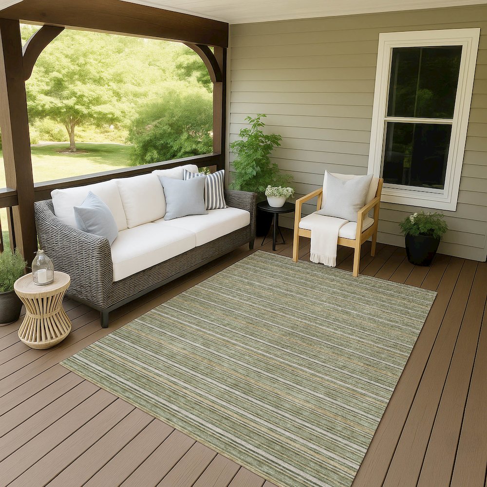 Luxury Washable Indoor/Outdoor Soft Essentials SE2 Green 2'6" x 3'10" Rug. Picture 7