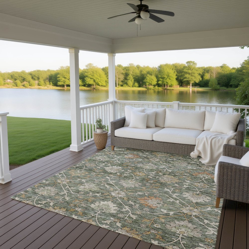 Indoor/Outdoor Silk Road Basil 3' x 5' Rug. Picture 7