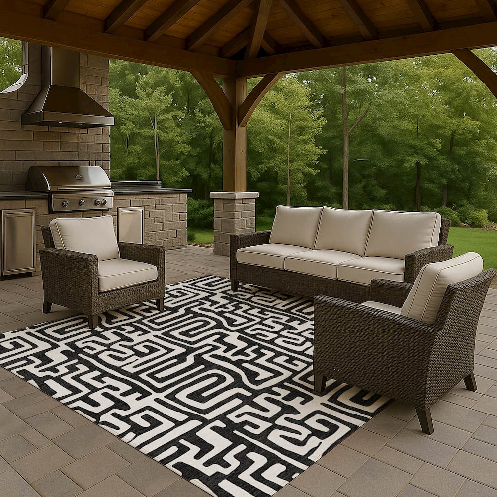 Luxury Washable Indoor/Outdoor The Reserve Black 3' x 5' Rug. Picture 7