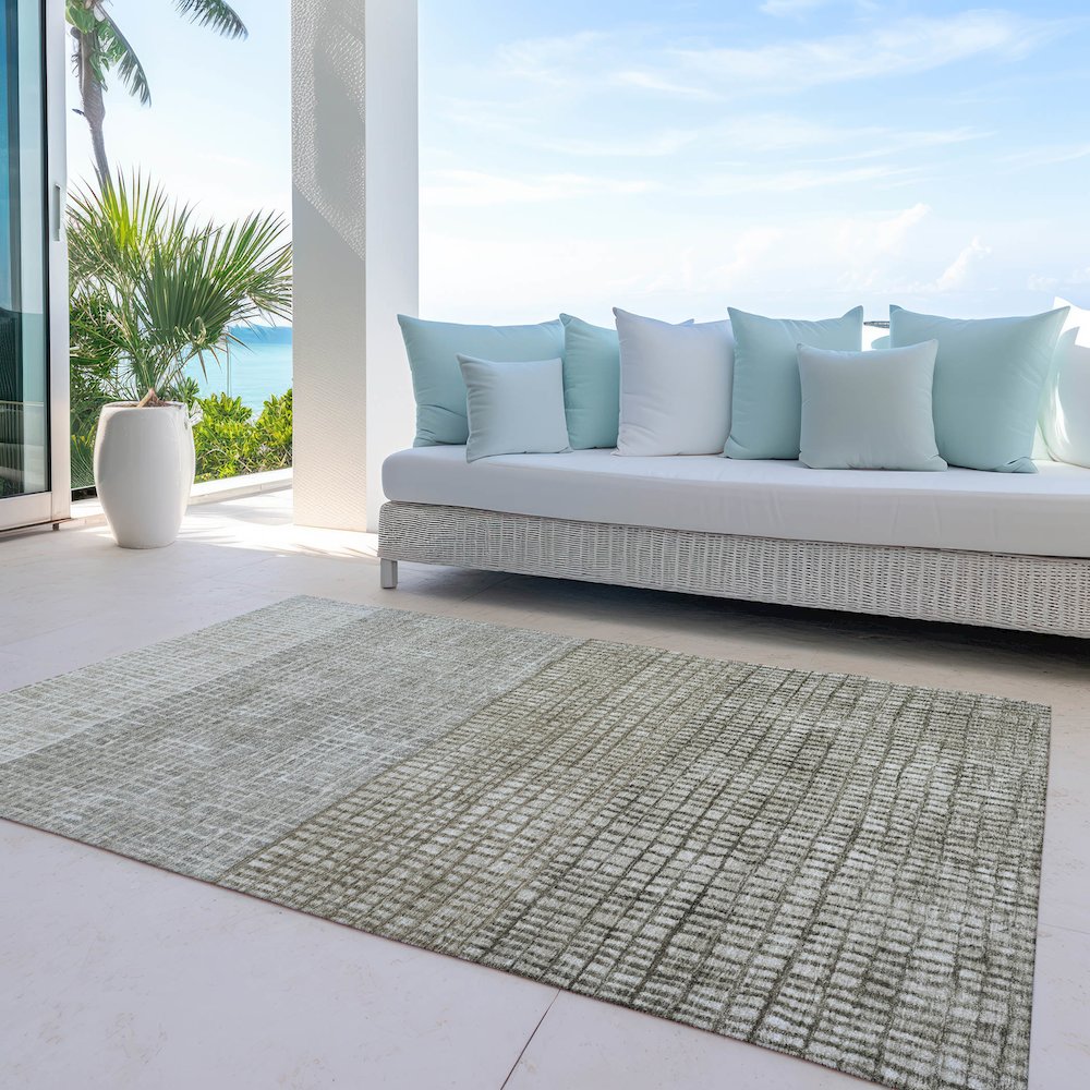 Machine Washable Indoor/Outdoor Chantille Taupe 5' x 7'6" Rug. Picture 7