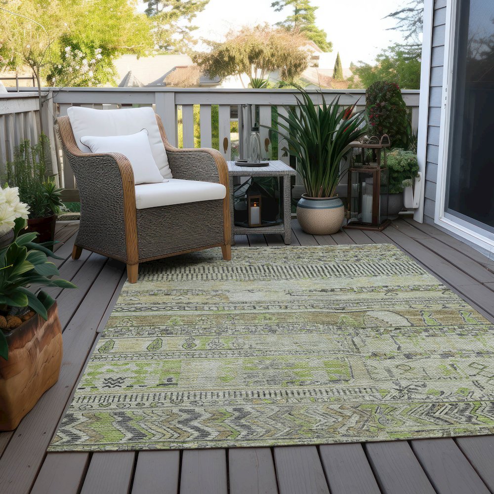 Machine Washable Indoor/Outdoor Chantille Beige 5' x 7'6" Rug. Picture 8