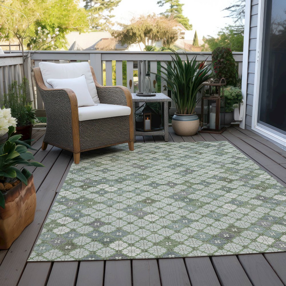 Machine Washable Indoor/Outdoor Chantille Mint 5' x 7'6" Rug. Picture 8