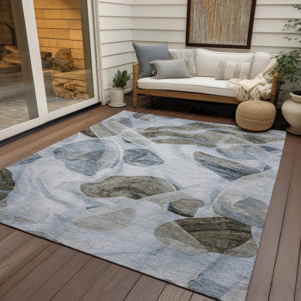 Machine Washable Indoor/Outdoor Chantille Sky 5' x 7'6" Rug. Picture 7