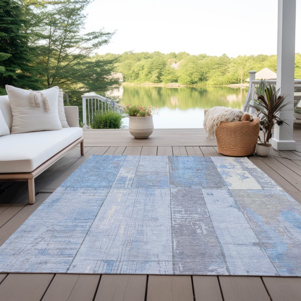 Machine Washable Indoor/Outdoor Chantille Sky 5' x 7'6" Rug. Picture 7