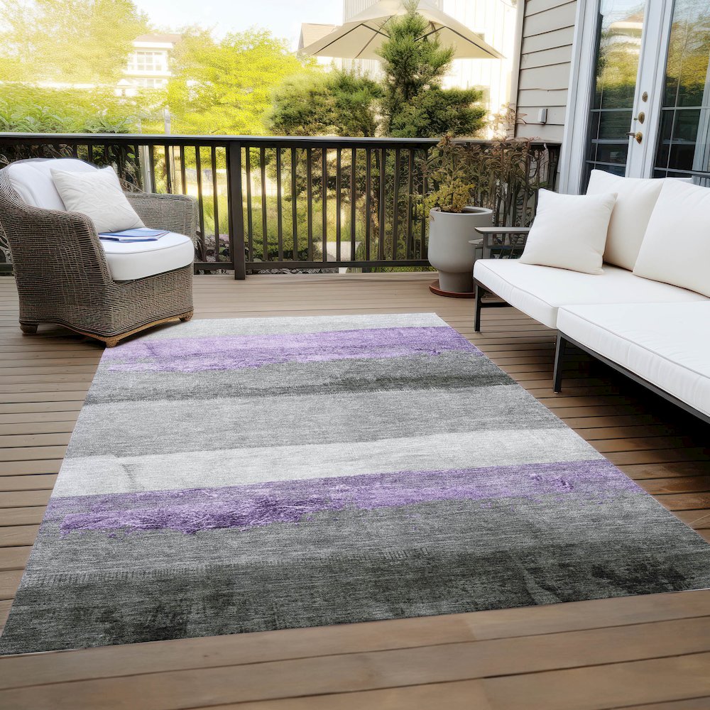 Machine Washable Indoor/Outdoor Chantille Lavender 5' x 7'6" Rug. Picture 8