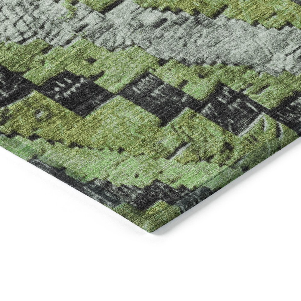 Machine Washable Indoor/Outdoor Chantille Aloe 2'6" x 3'10" Rug. Picture 3
