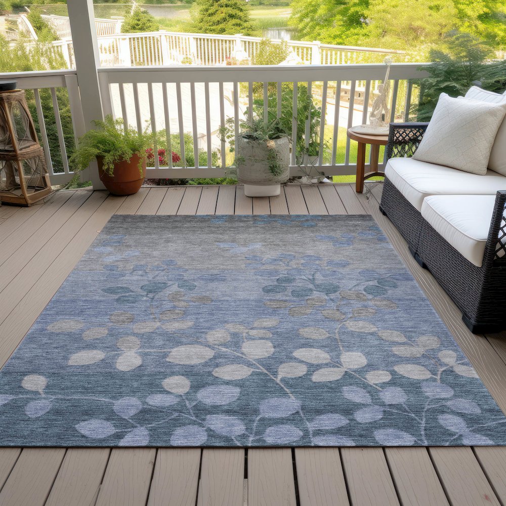 Machine Washable Indoor/Outdoor Chantille Denim 5' x 7'6" Rug. Picture 8